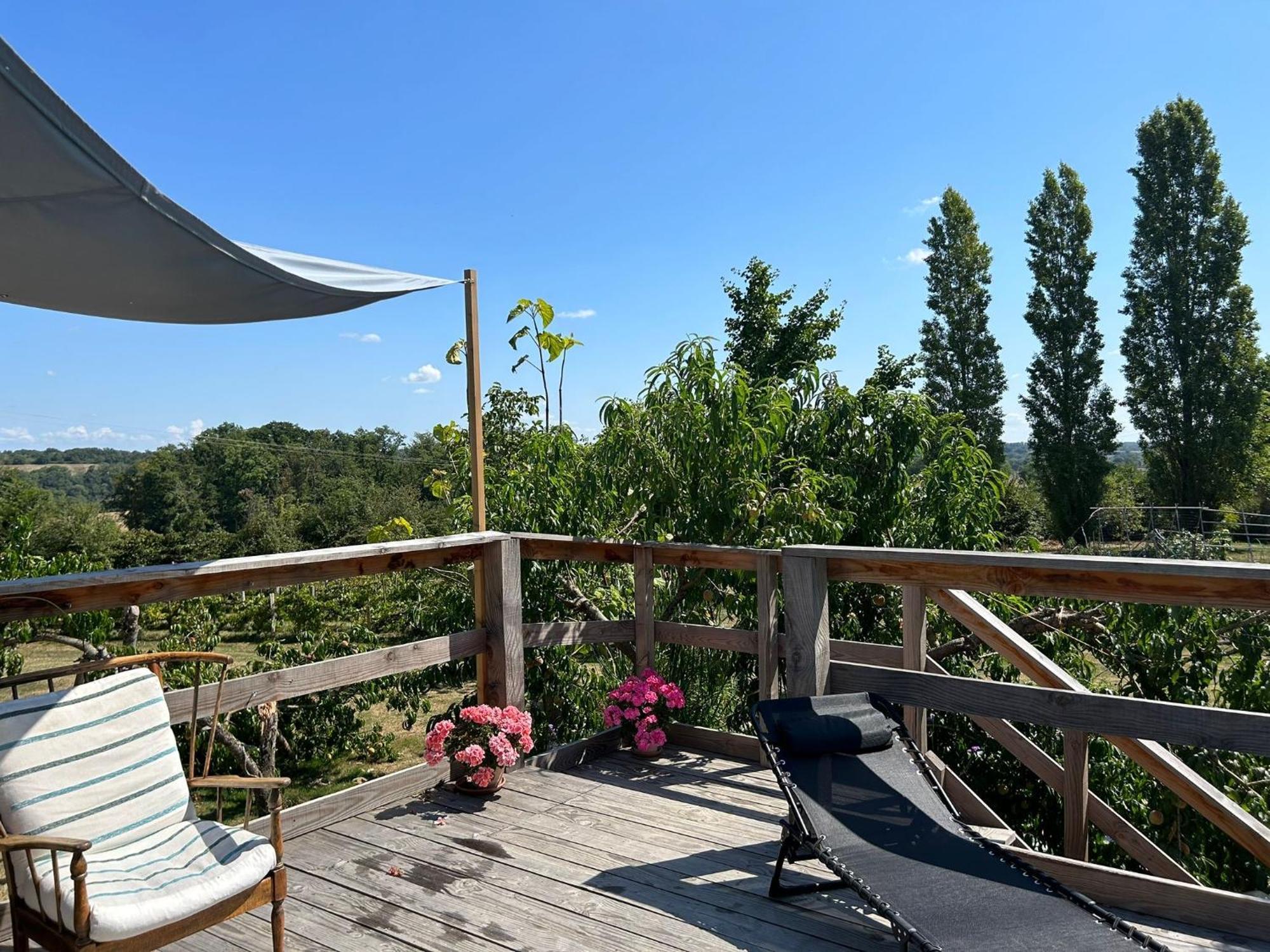 2 Chez Tabuteau Bed and Breakfast Plaisance  Εξωτερικό φωτογραφία