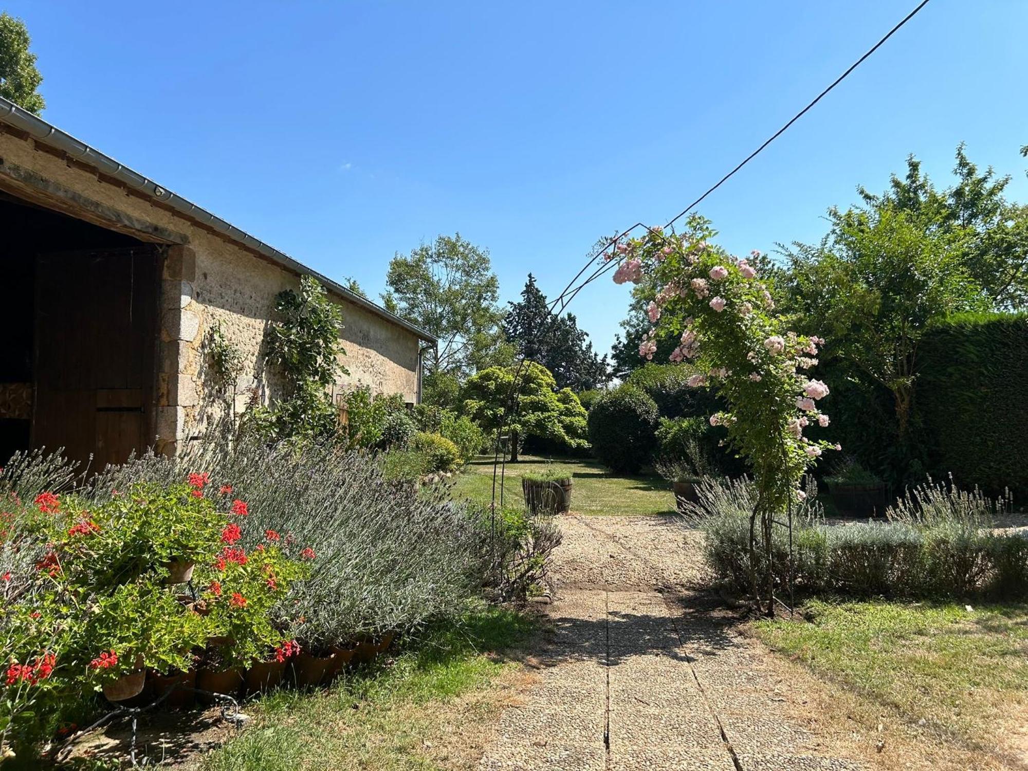 2 Chez Tabuteau Bed and Breakfast Plaisance  Εξωτερικό φωτογραφία